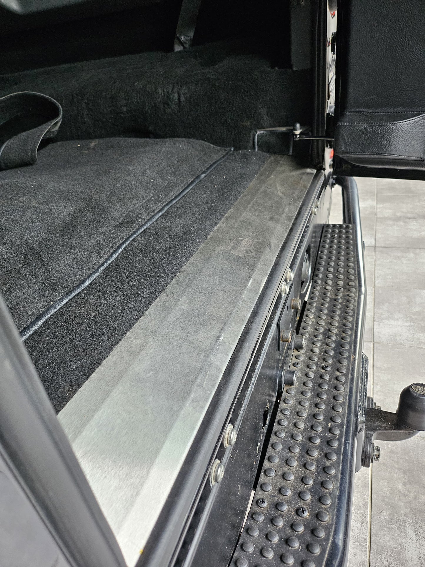Unreal Fendi Rear Door Sill Tread Plate